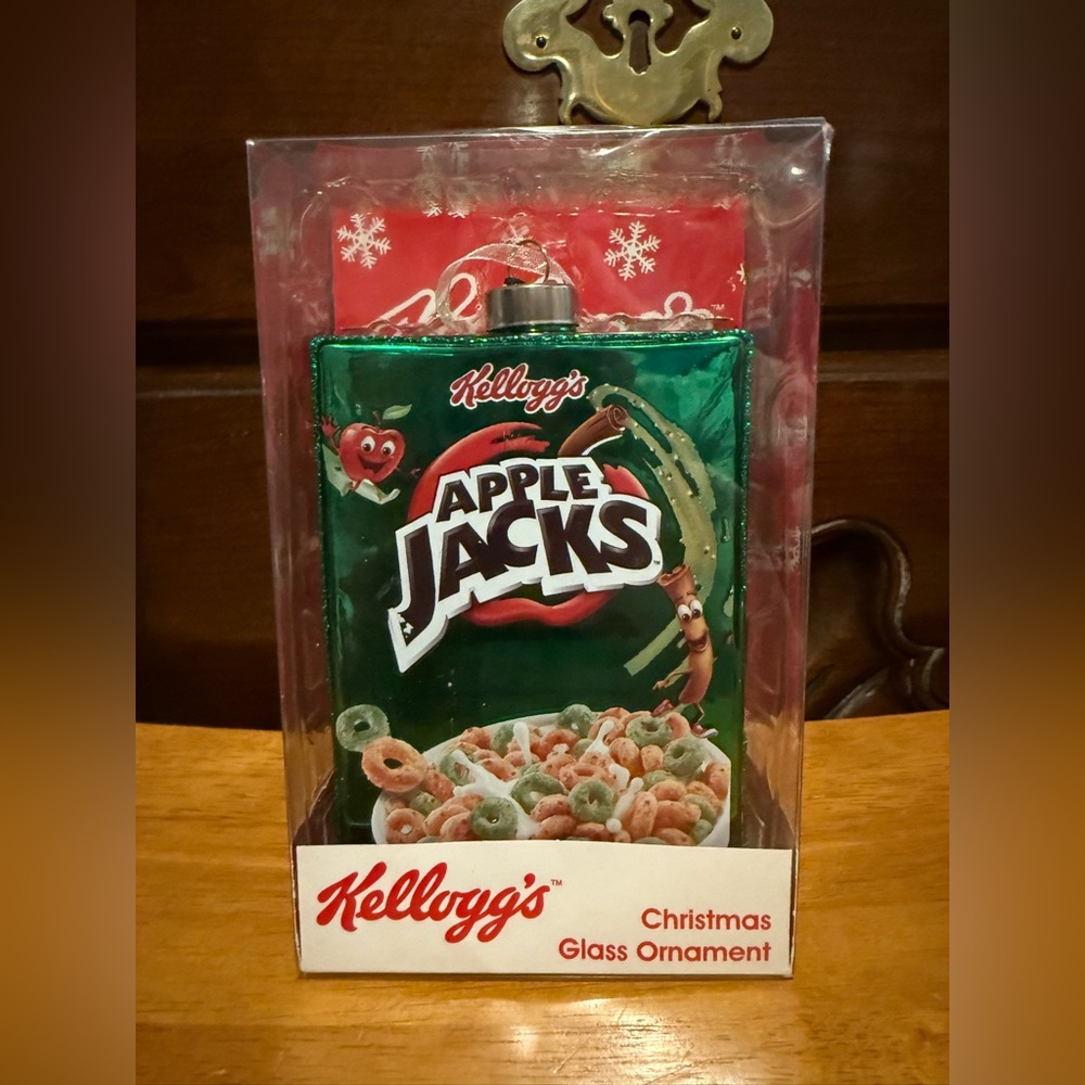 Kellogg's Apple Jacks Green Glass Ornament